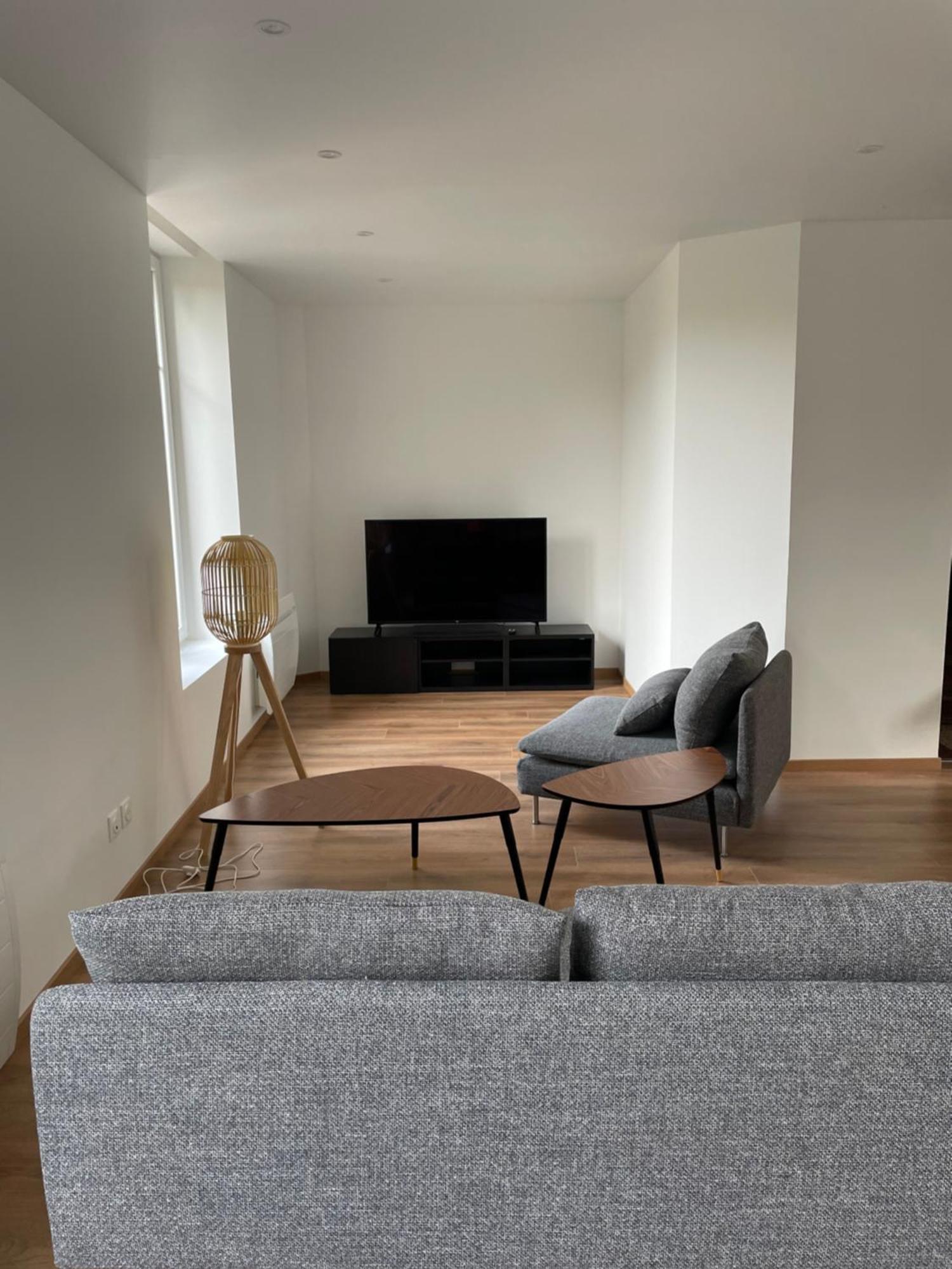 Avec Wc Et Sdb Prives Dans Grande Maison A Cote Du Campus Artem - Thermal Et Parc Des Expos Homestay *